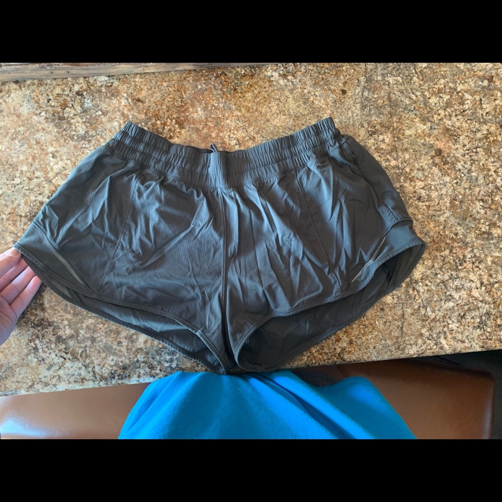 ike new lululemon hottie hot shorts